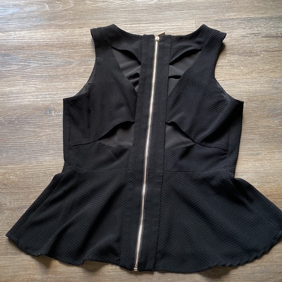 DYNAMITE | Black Peplum Sleeveless Blouse - Picture 2 of 3